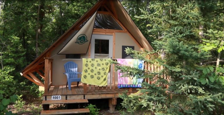 Parks Canada oTENTik in Rosedale